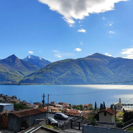Apartment Sergio's House - Lake View, Pool And Wifi- San Siro (Lombardy)
