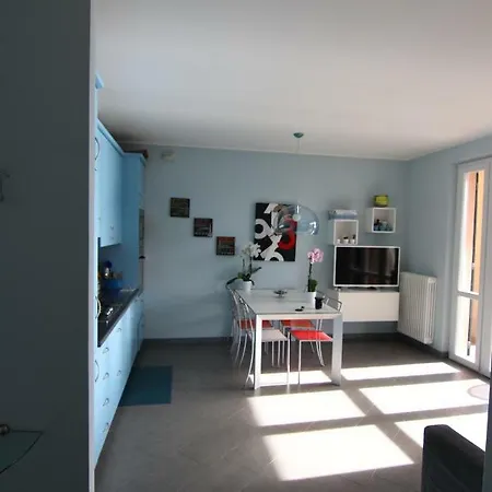 Sergio's House - Lake View, Pool And Wifi- Apartman