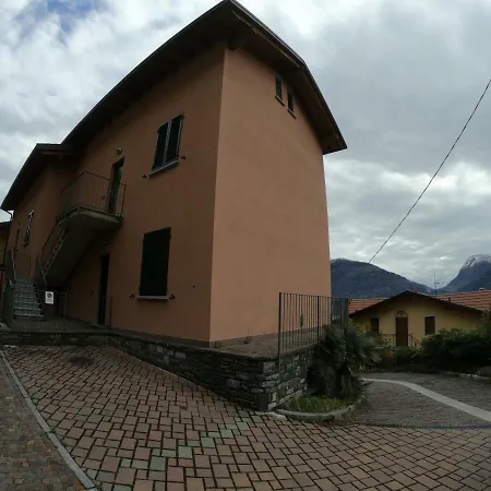 Sergio's House - Lake View, Pool And Wifi- Apartamento *